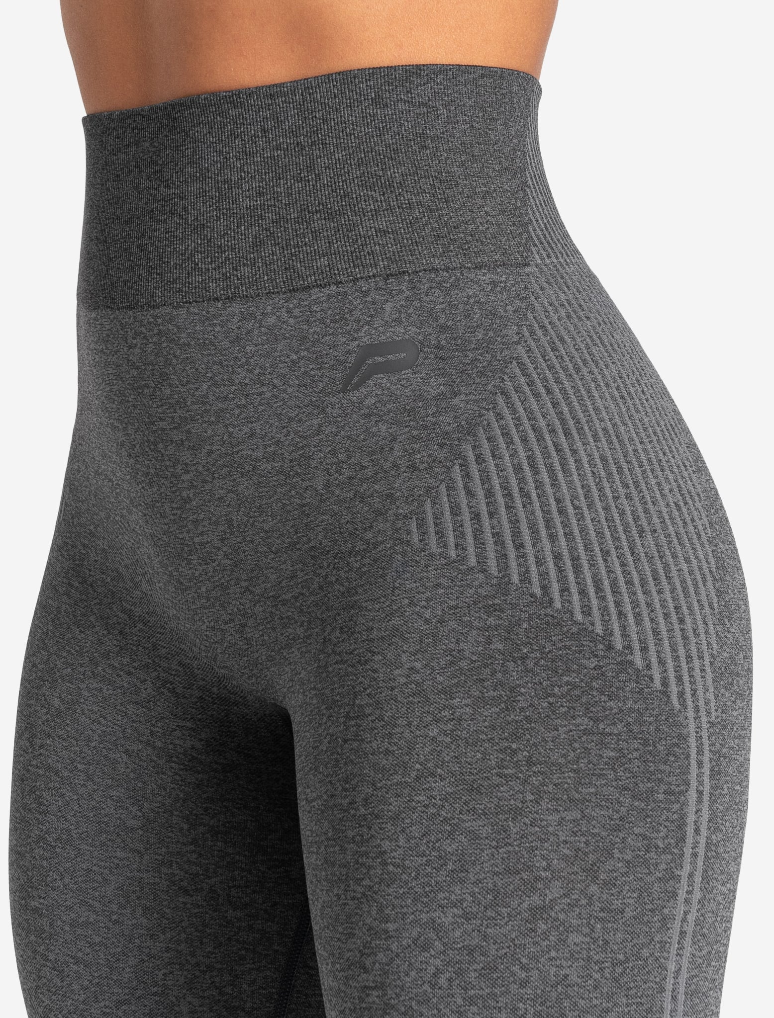 ADAPT 2.0 Seamless 7/8 Leggings - Charcoal - Image 4