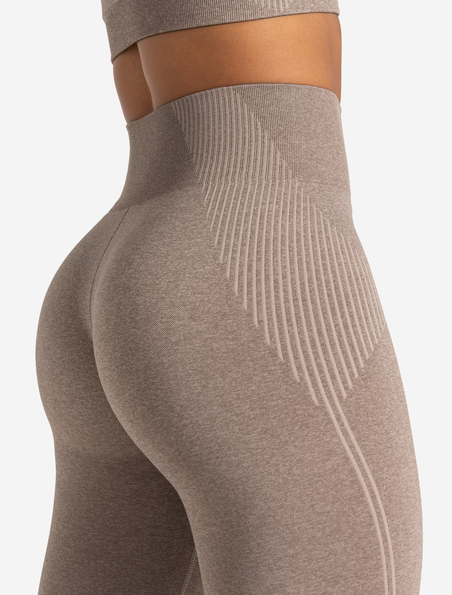 ADAPT 2.0 Seamless Leggings - Fawn - Image 2