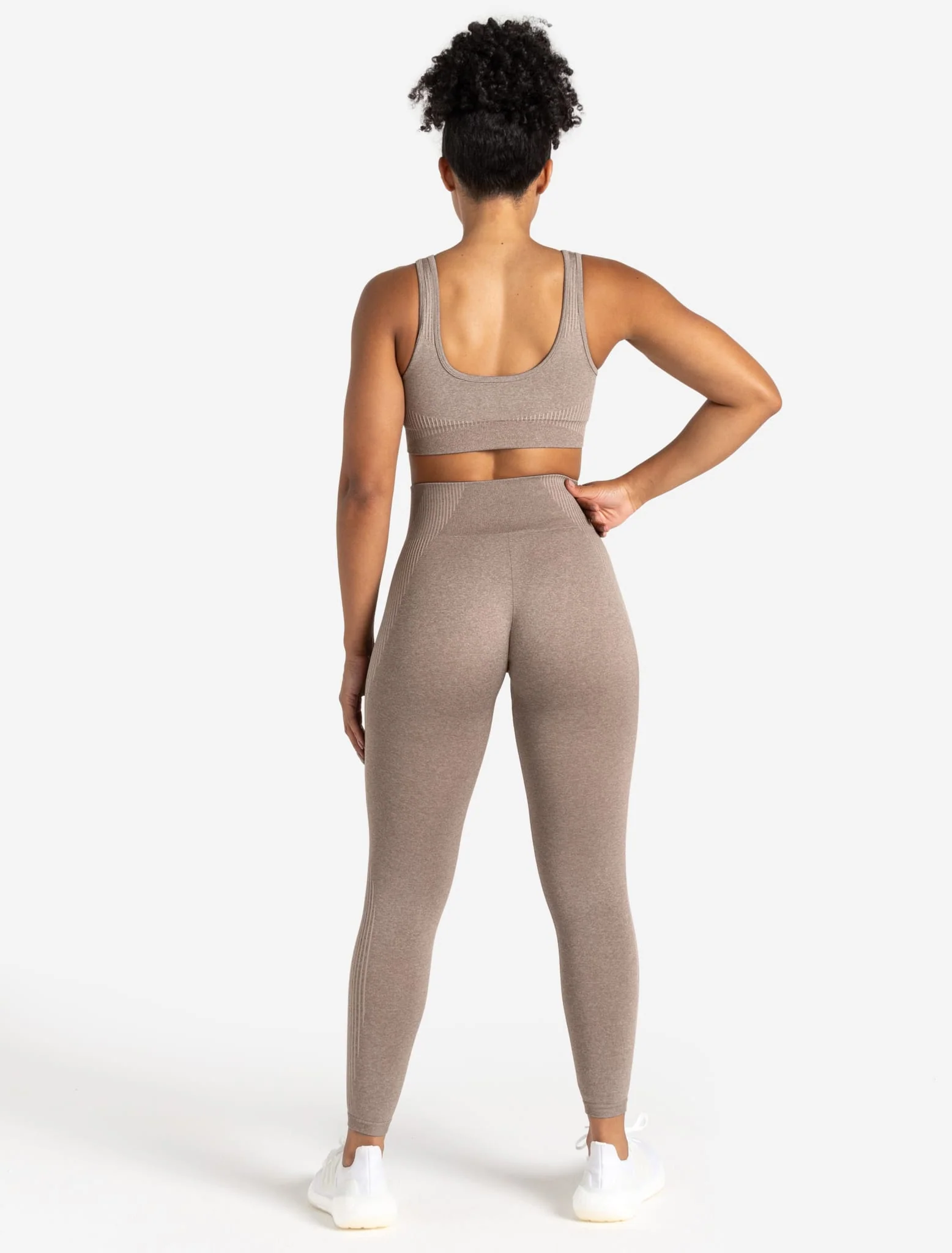 ADAPT 2.0 Seamless Leggings - Fawn - Image 8