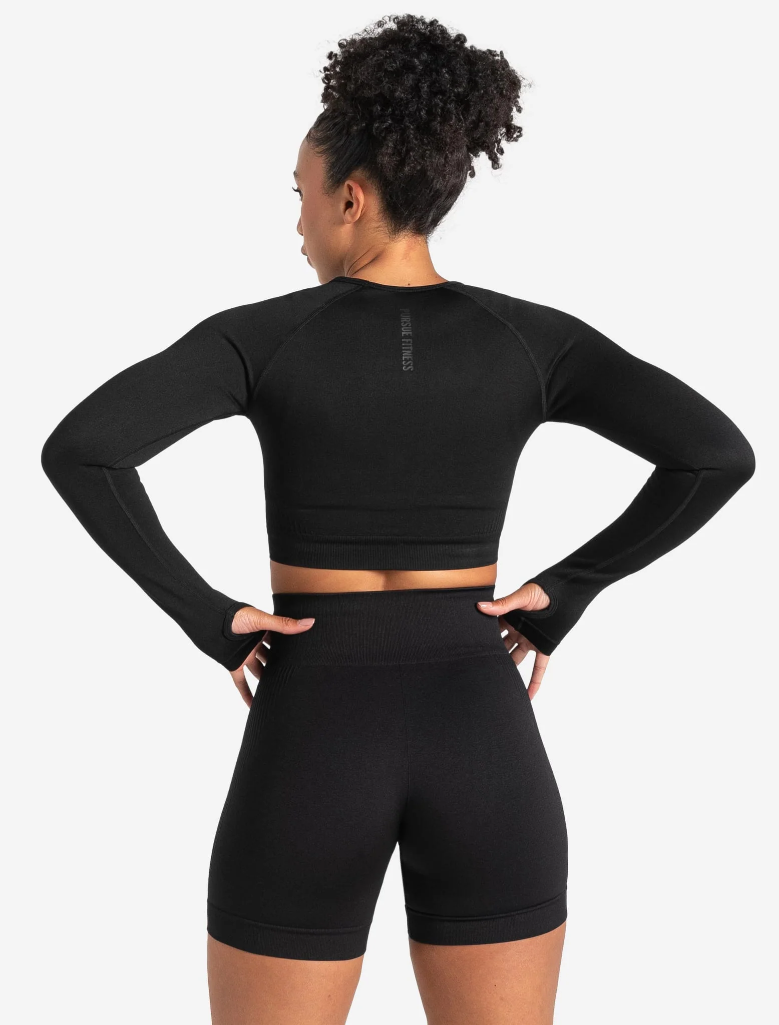 ADAPT 2.0 Seamless Crop Top - Blackout - Image 3