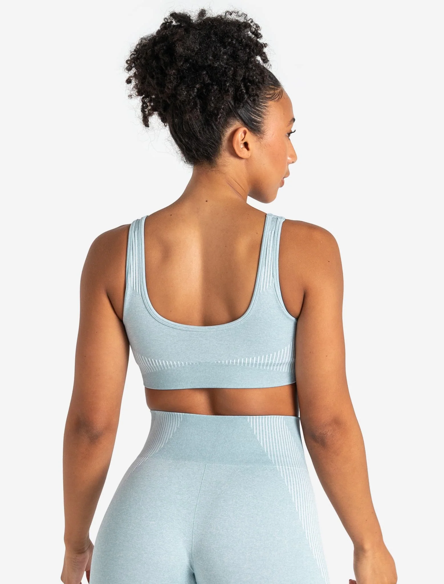 ADAPT 2.0 Seamless Sports Bra - Sky Blue - Image 5