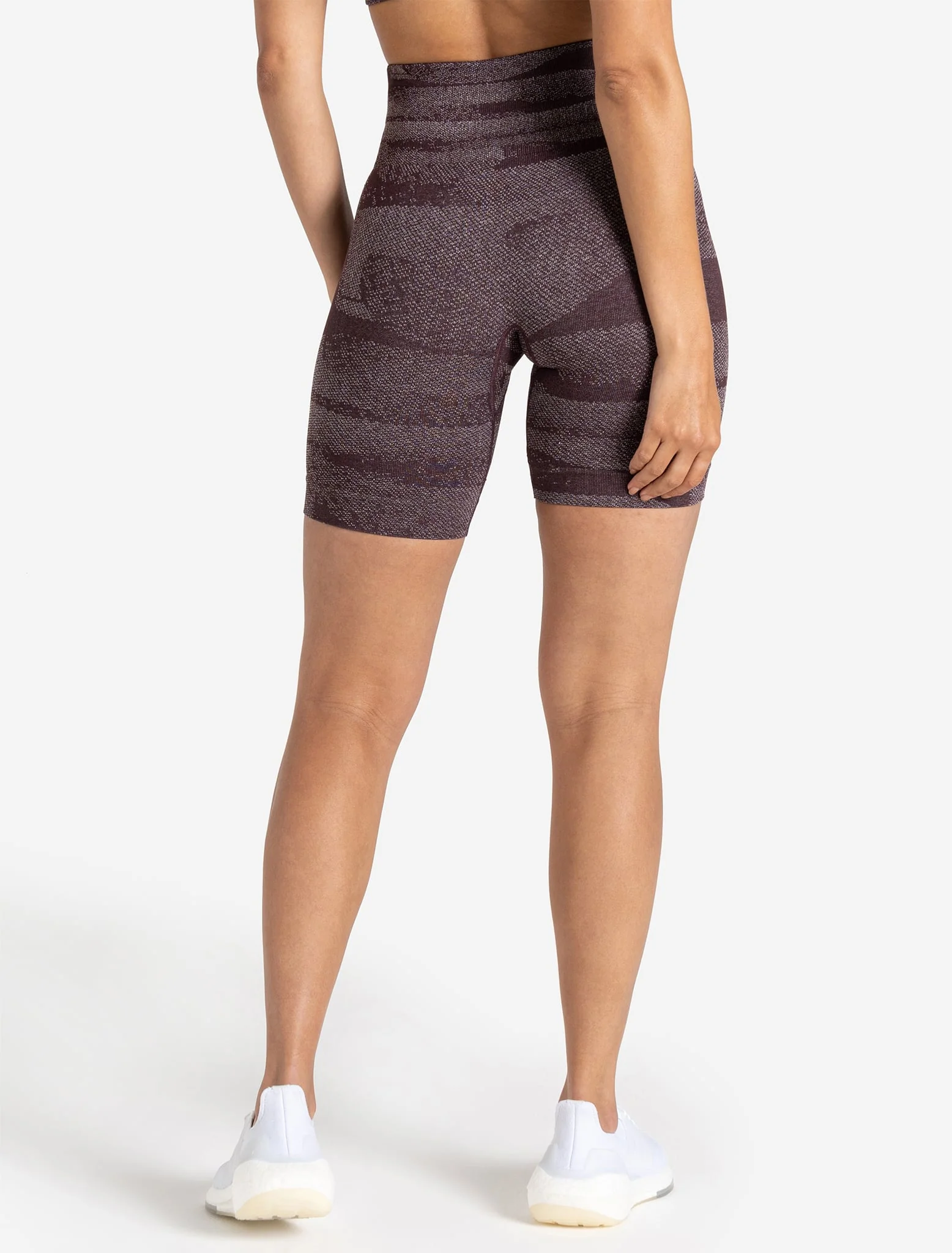 Boost Seamless Shorts - Cherry - Image 2