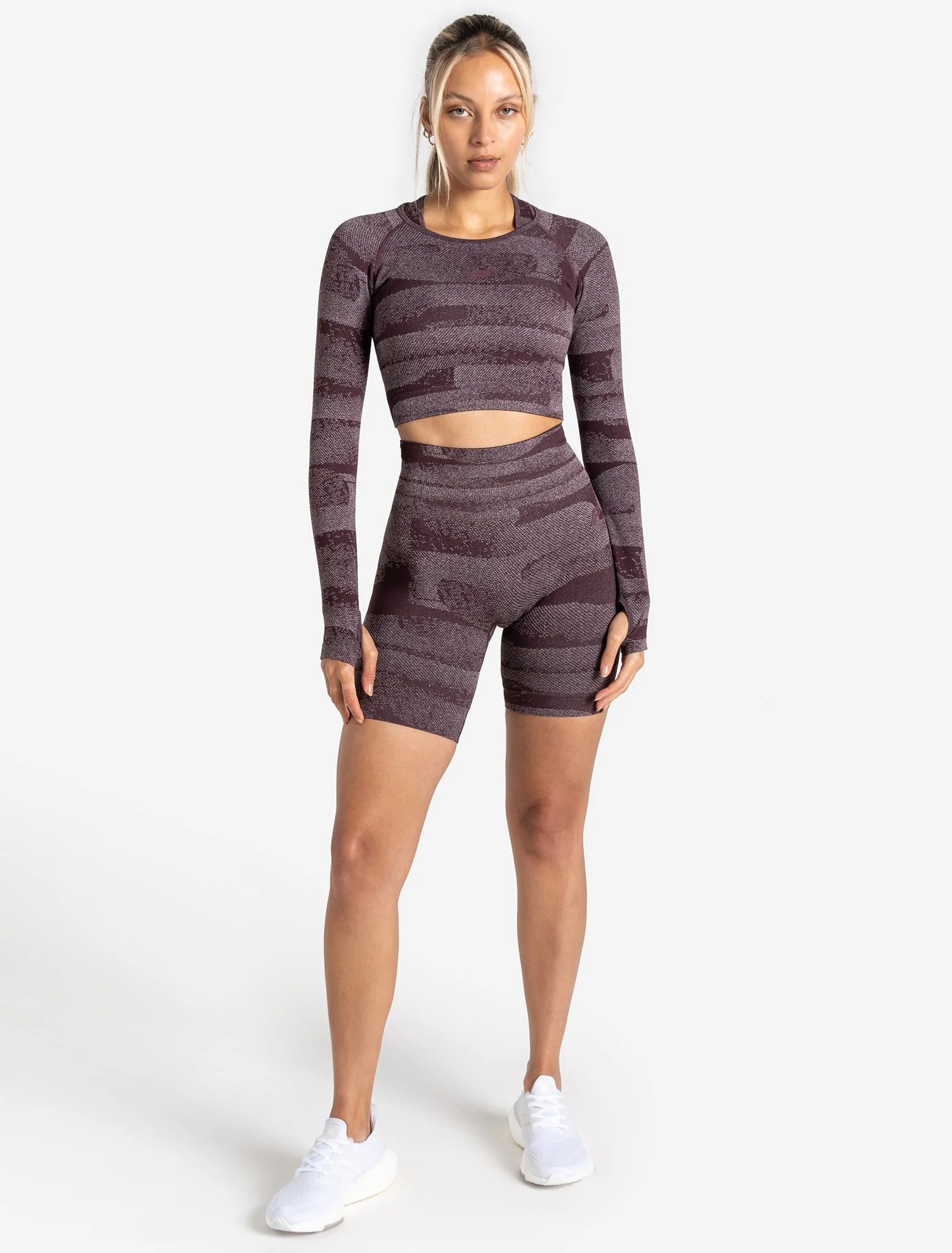 Boost Seamless Shorts - Cherry - Image 6