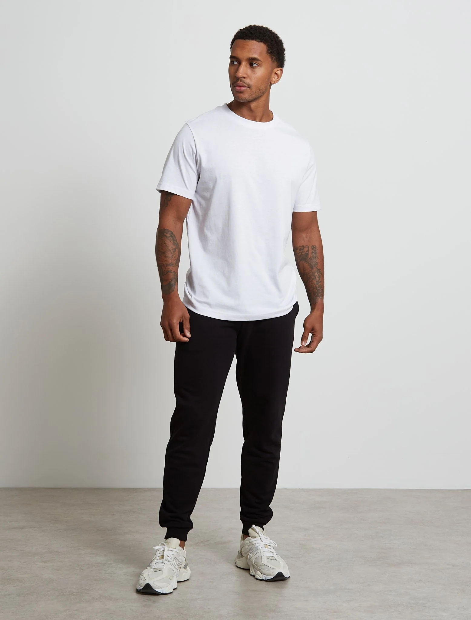 Core Relaxed Fit T-Shirt - White - Image 6