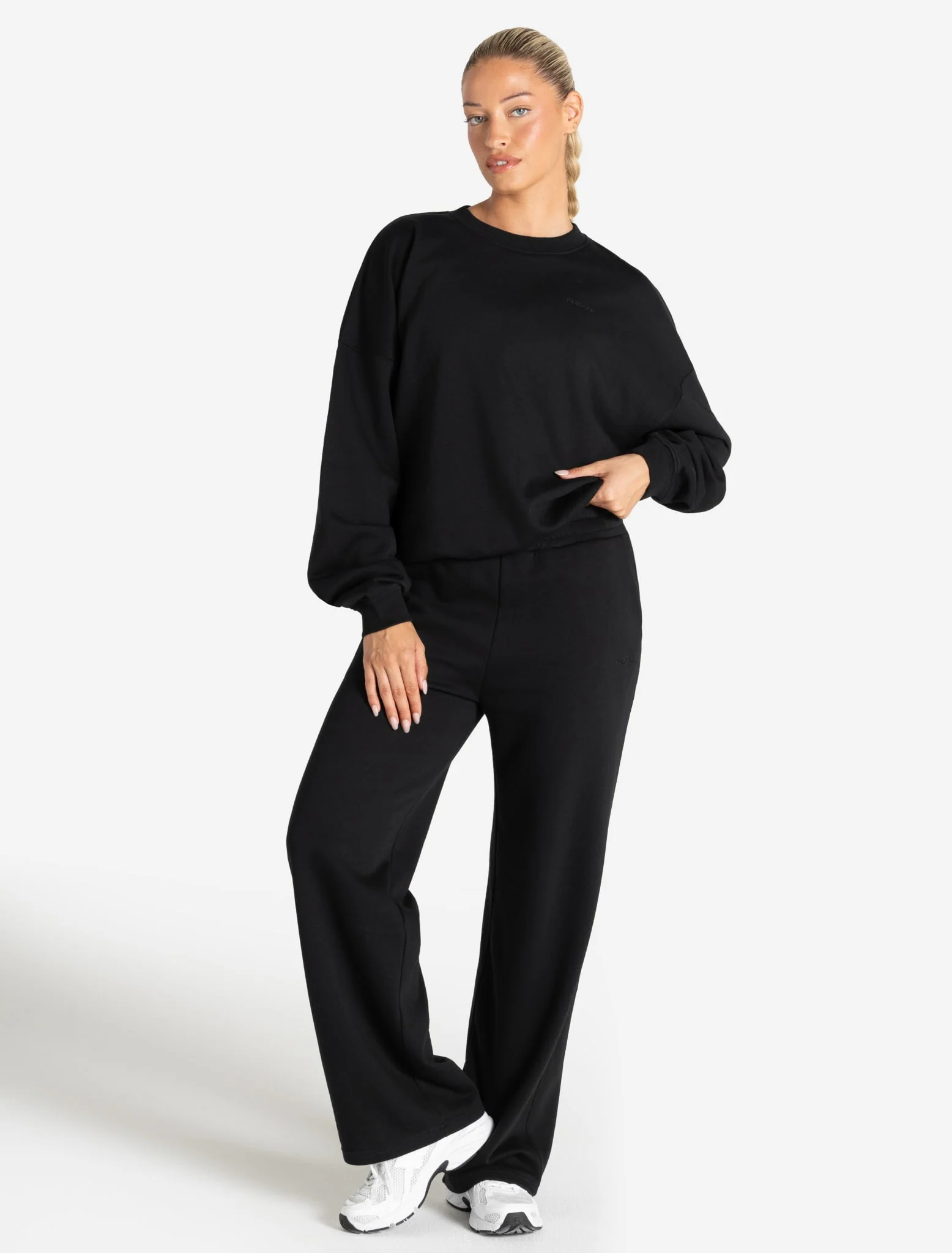 Core Sweater - Black - Image 4