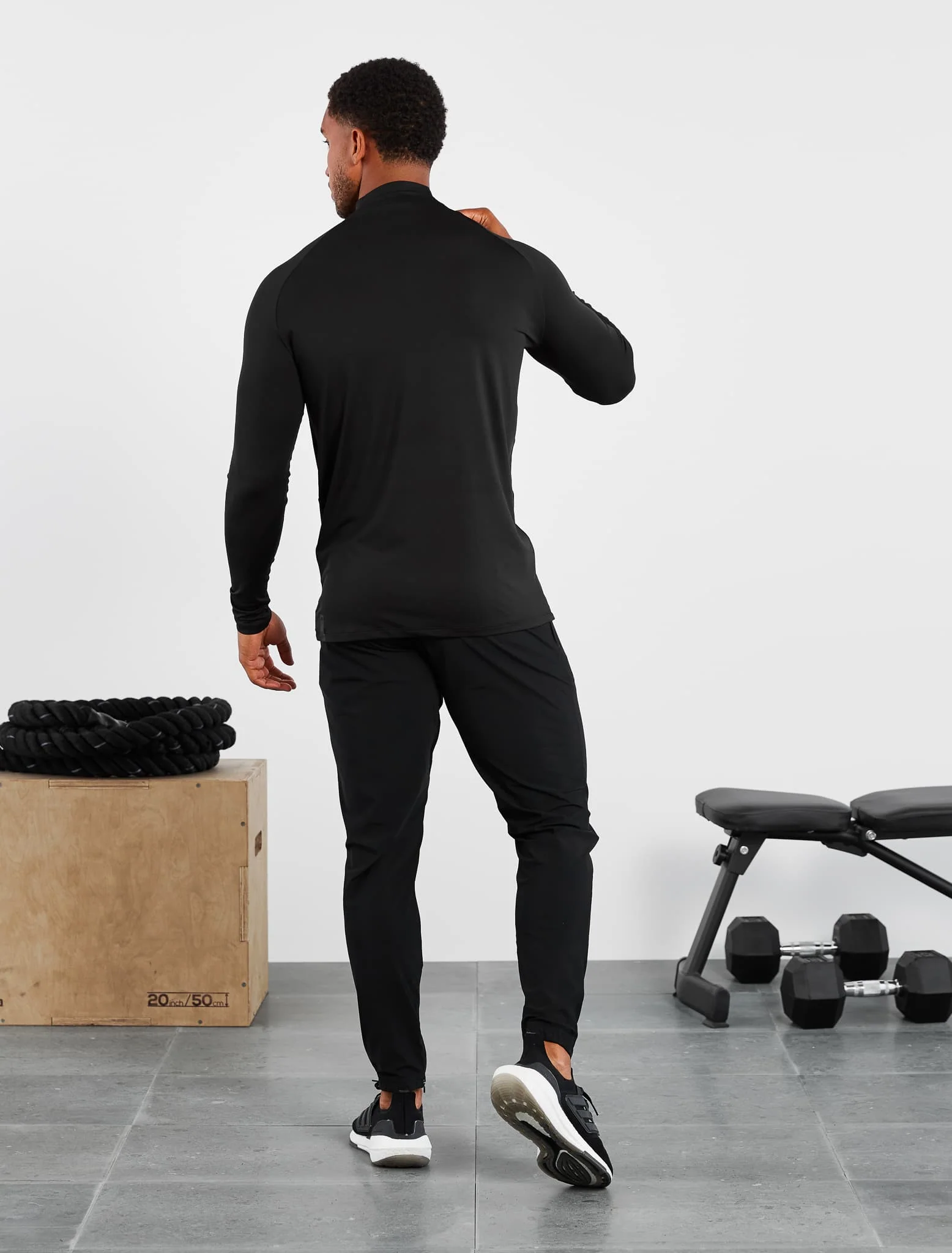 Hybrid Everyday 1/4 Zip - Black - Image 5