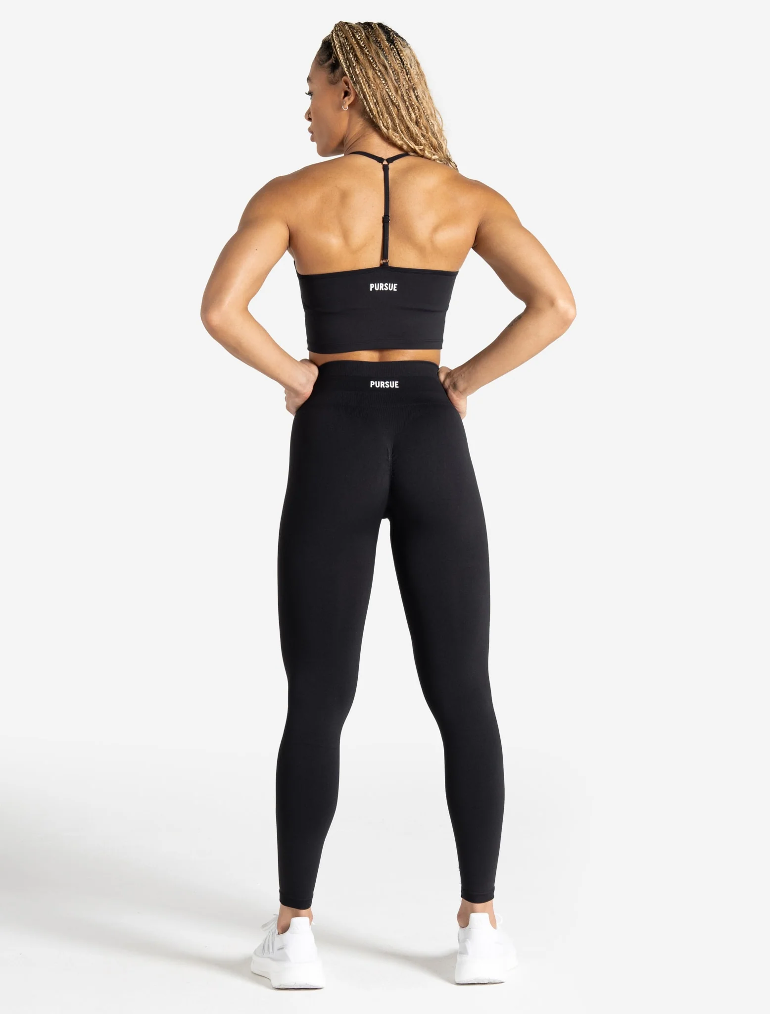 Scrunch Seamless Built-in Bra Tank - Black - Image 6