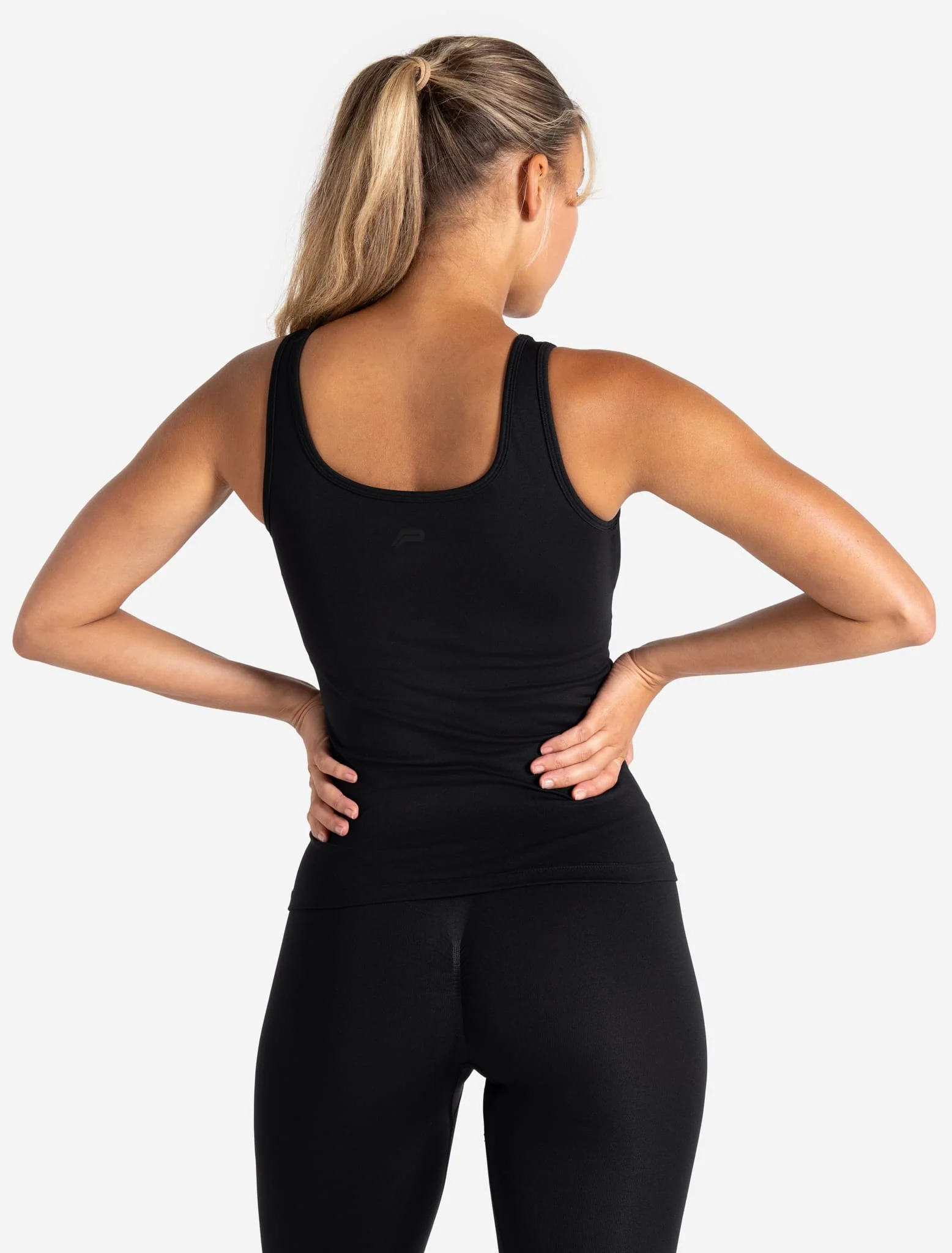 Sculpt Seamless Built-In Bra Vest - Black - Image 3