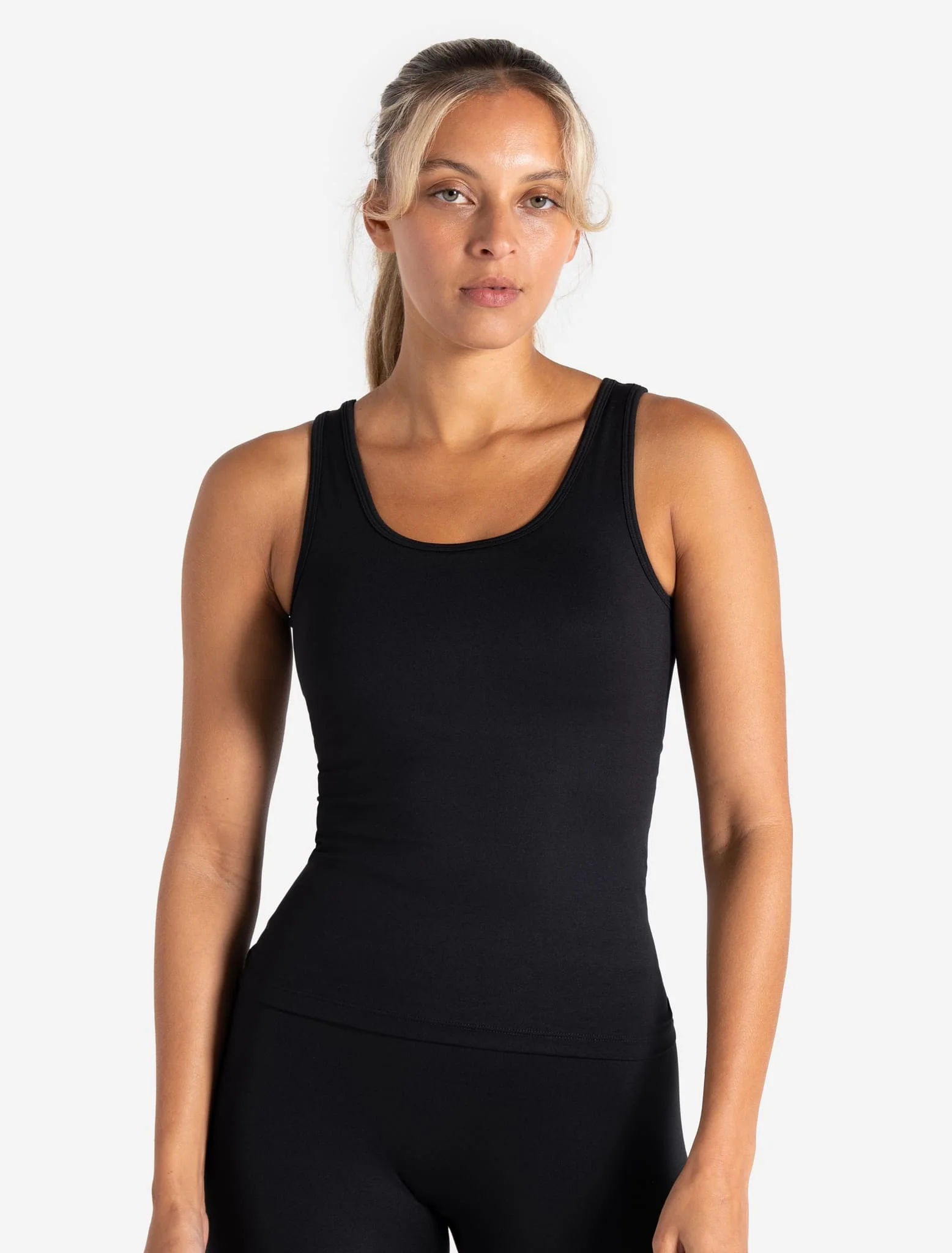 Sculpt Seamless Built-In Bra Vest - Black - Image 4