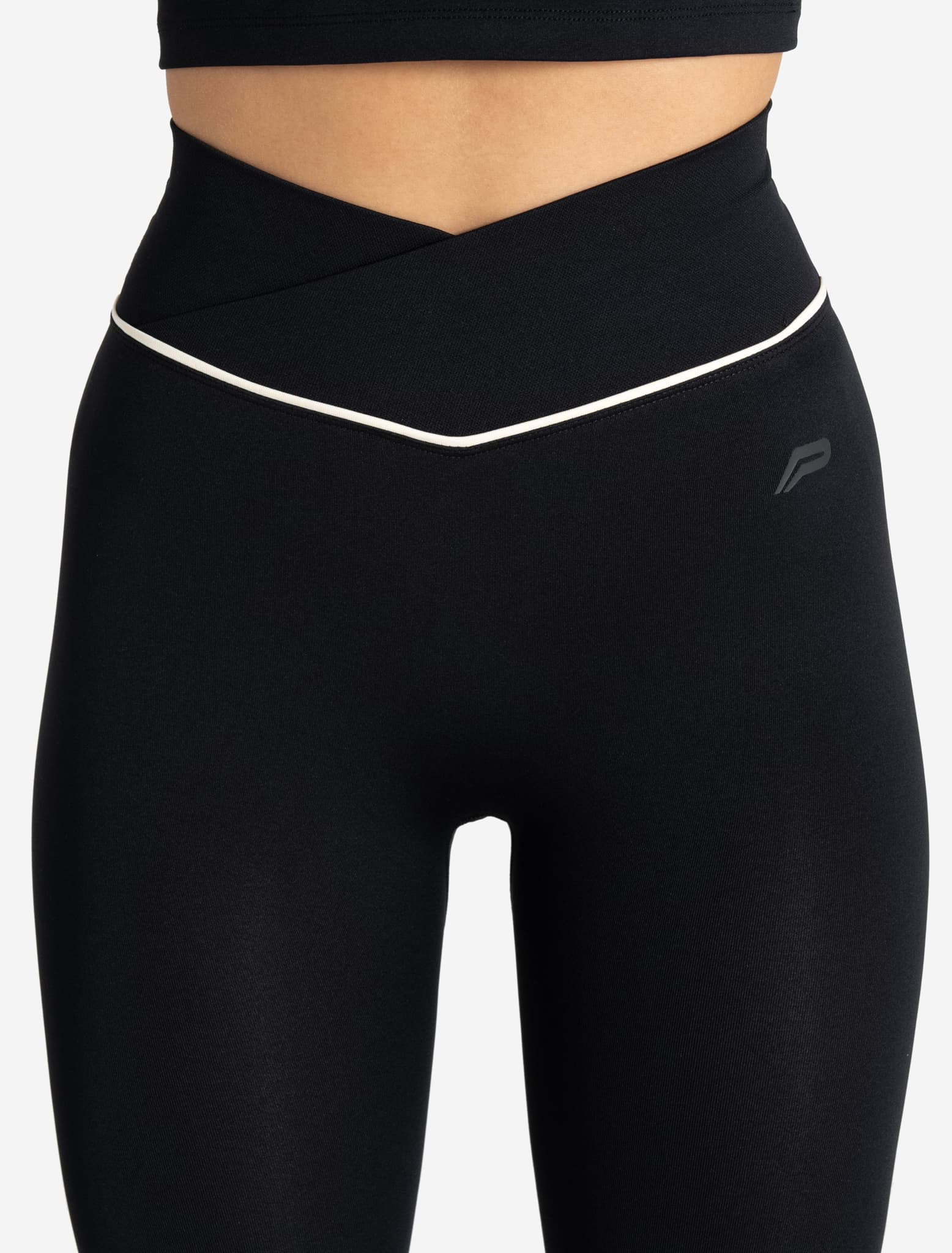 Sculpt Seamless Scrunch Leggings - Black/Marshmallow - Image 6