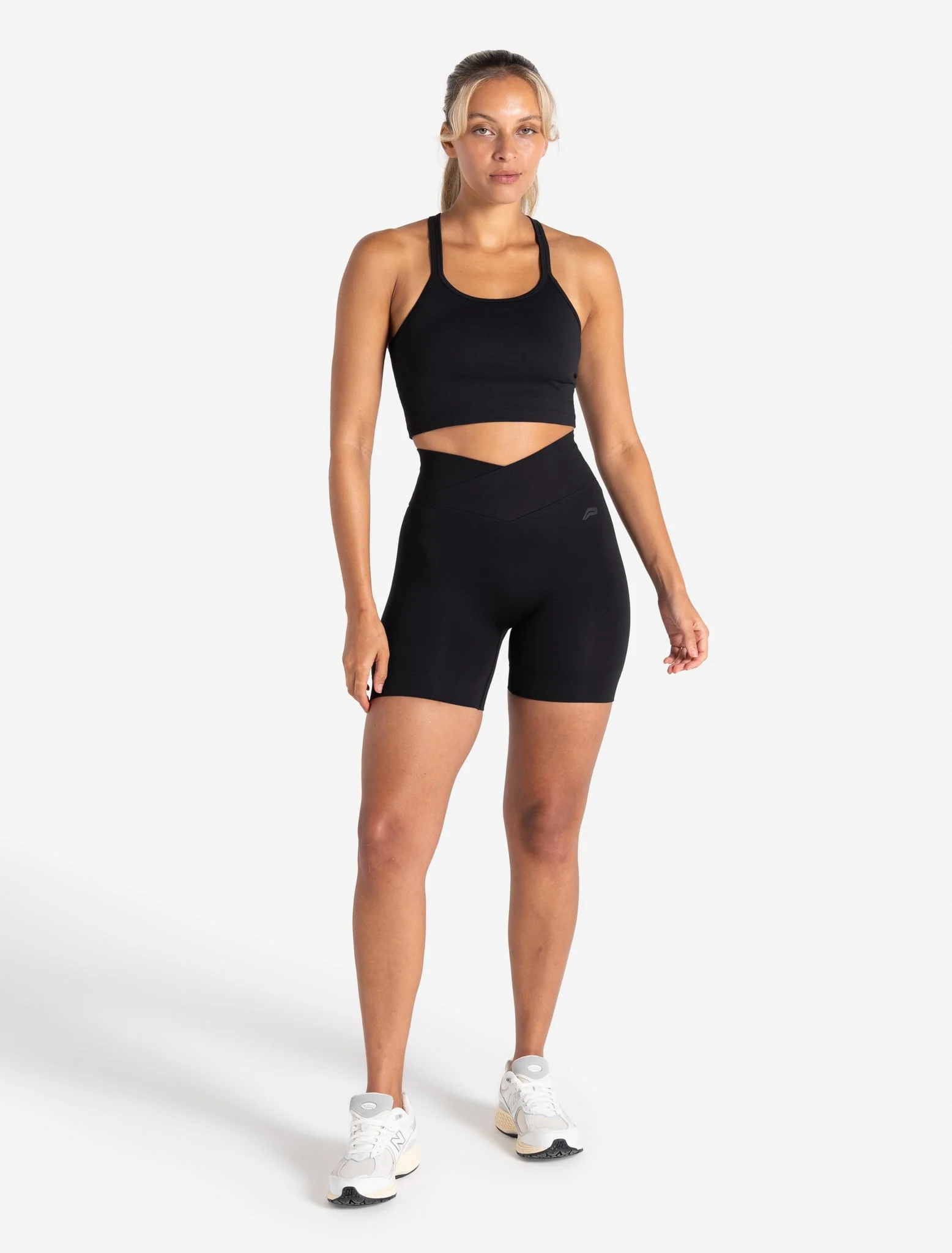 Sculpt Seamless Scrunch Shorts - Black - Image 6