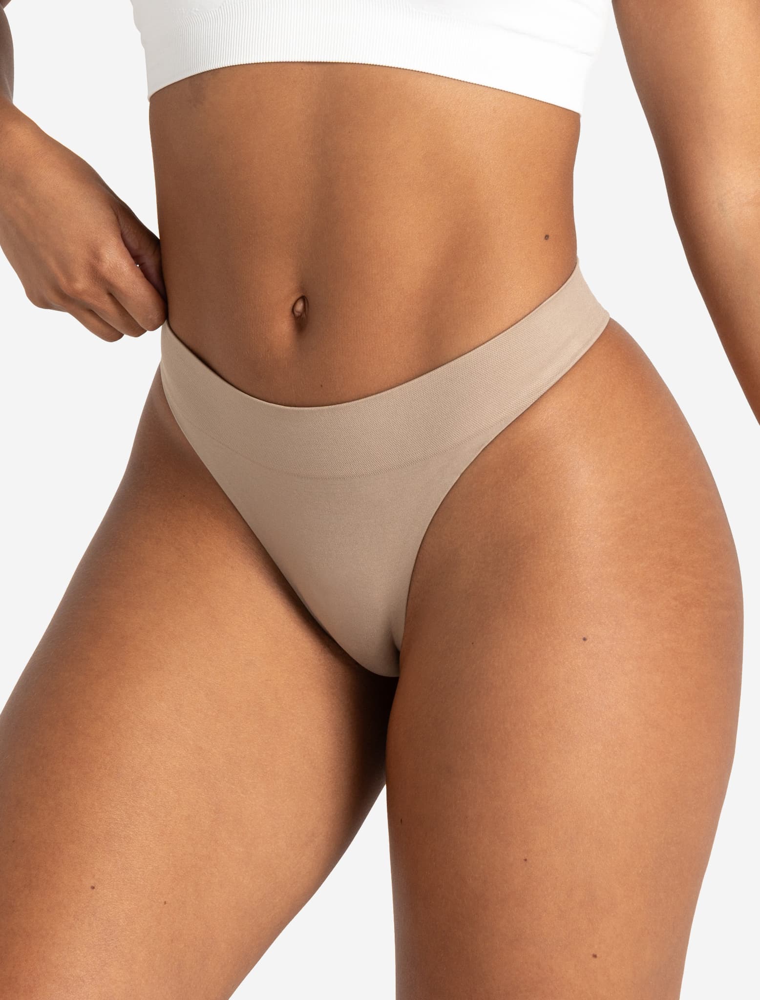 Seamless Thong - Sand - Image 4
