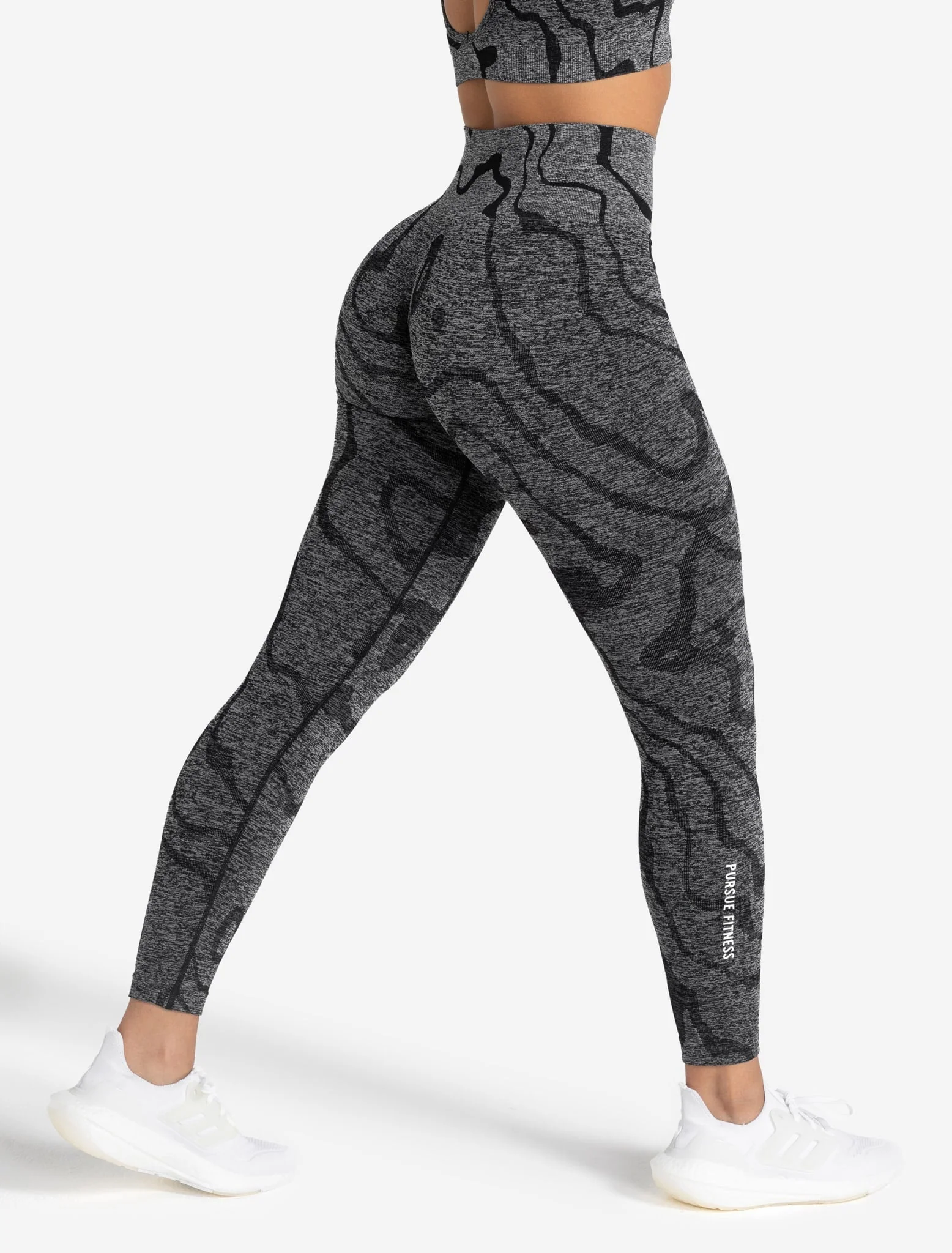 Sustainable Seamless Leggings - Black - Image 3