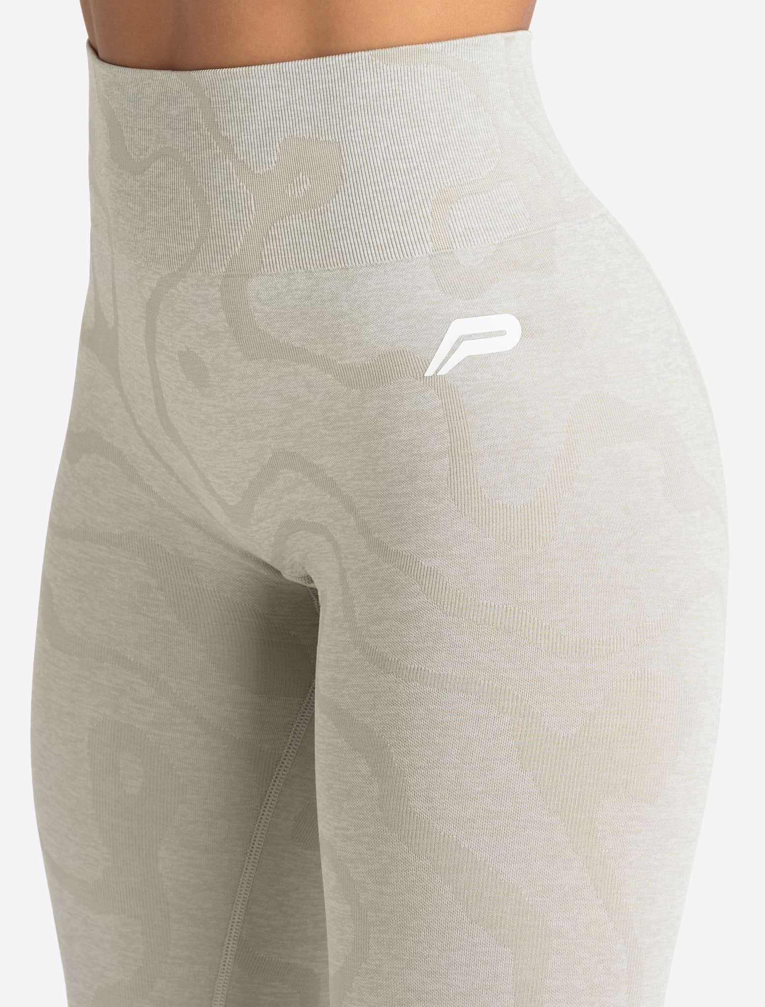 Sustainable Seamless Leggings - Sage Green - Image 4