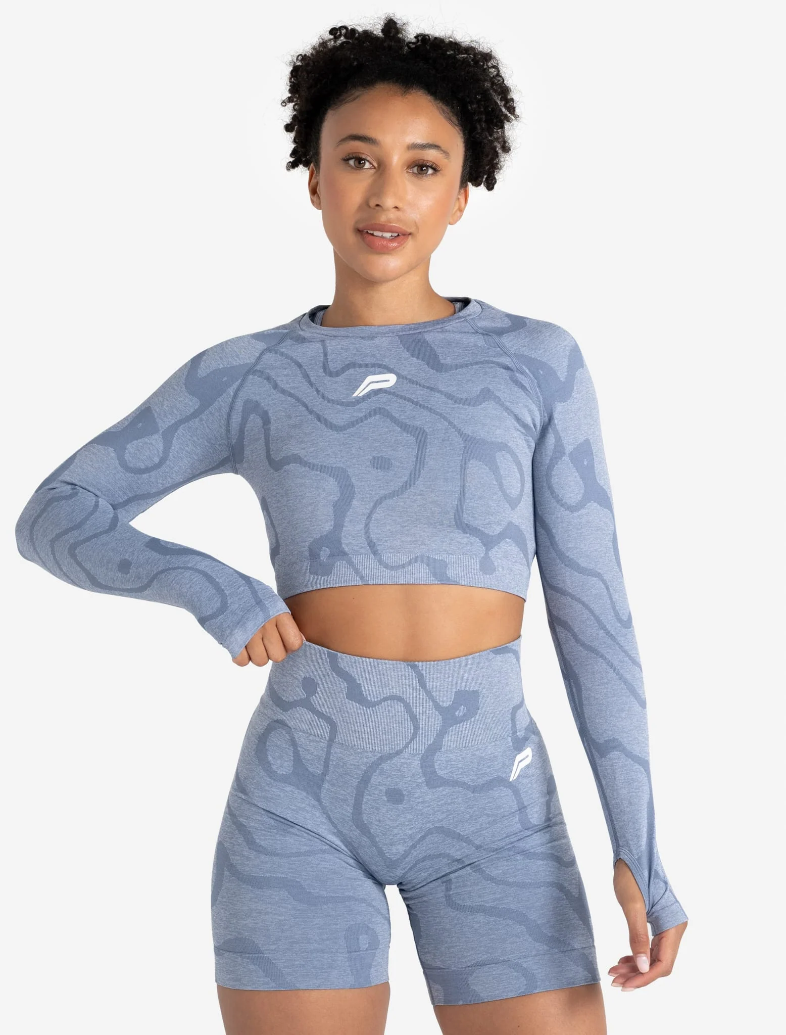 Sustainable Seamless Long Sleeve Crop Top - Blue - Image 4