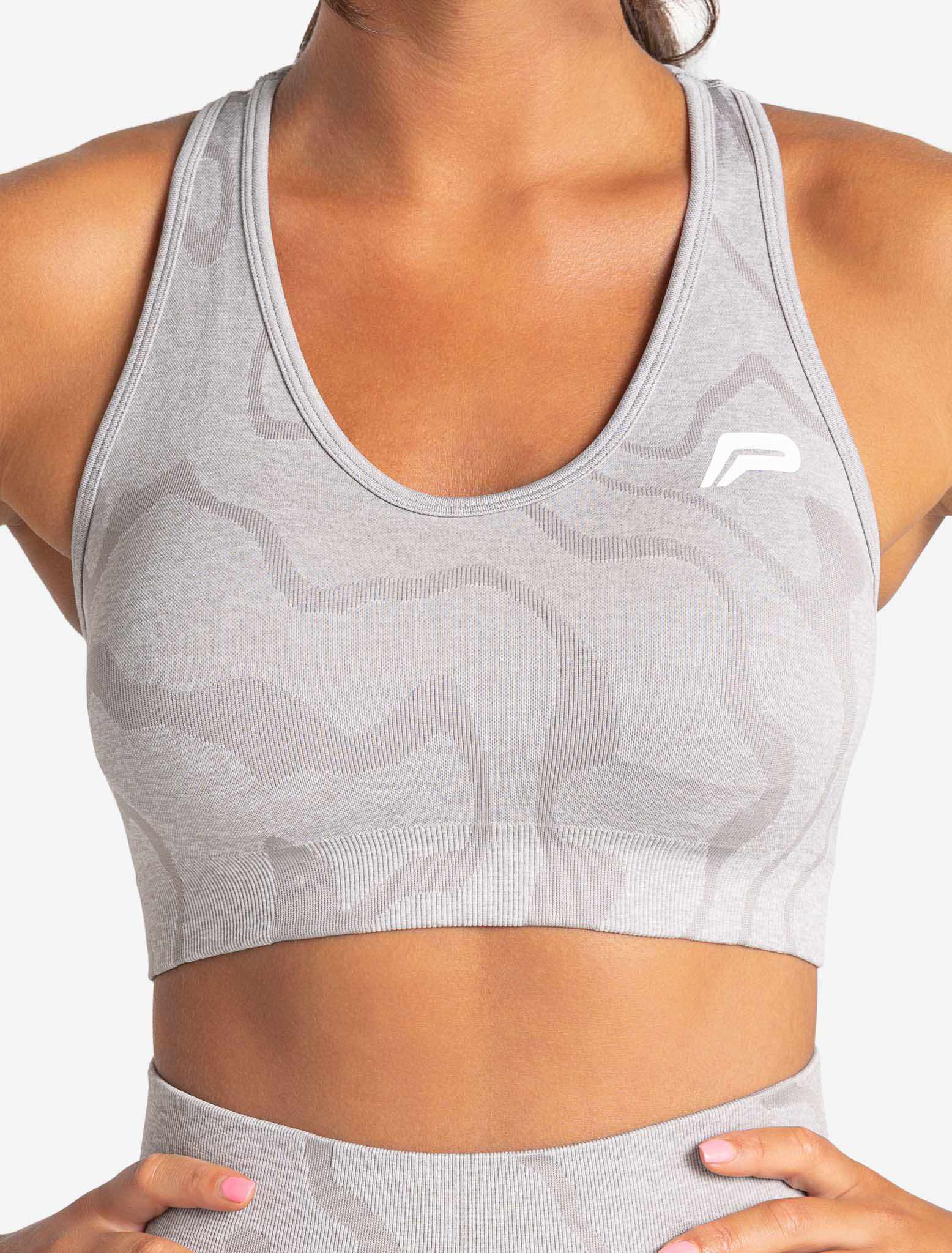 Sustainable Seamless Sports Bra - Cloud Grey - Image 3