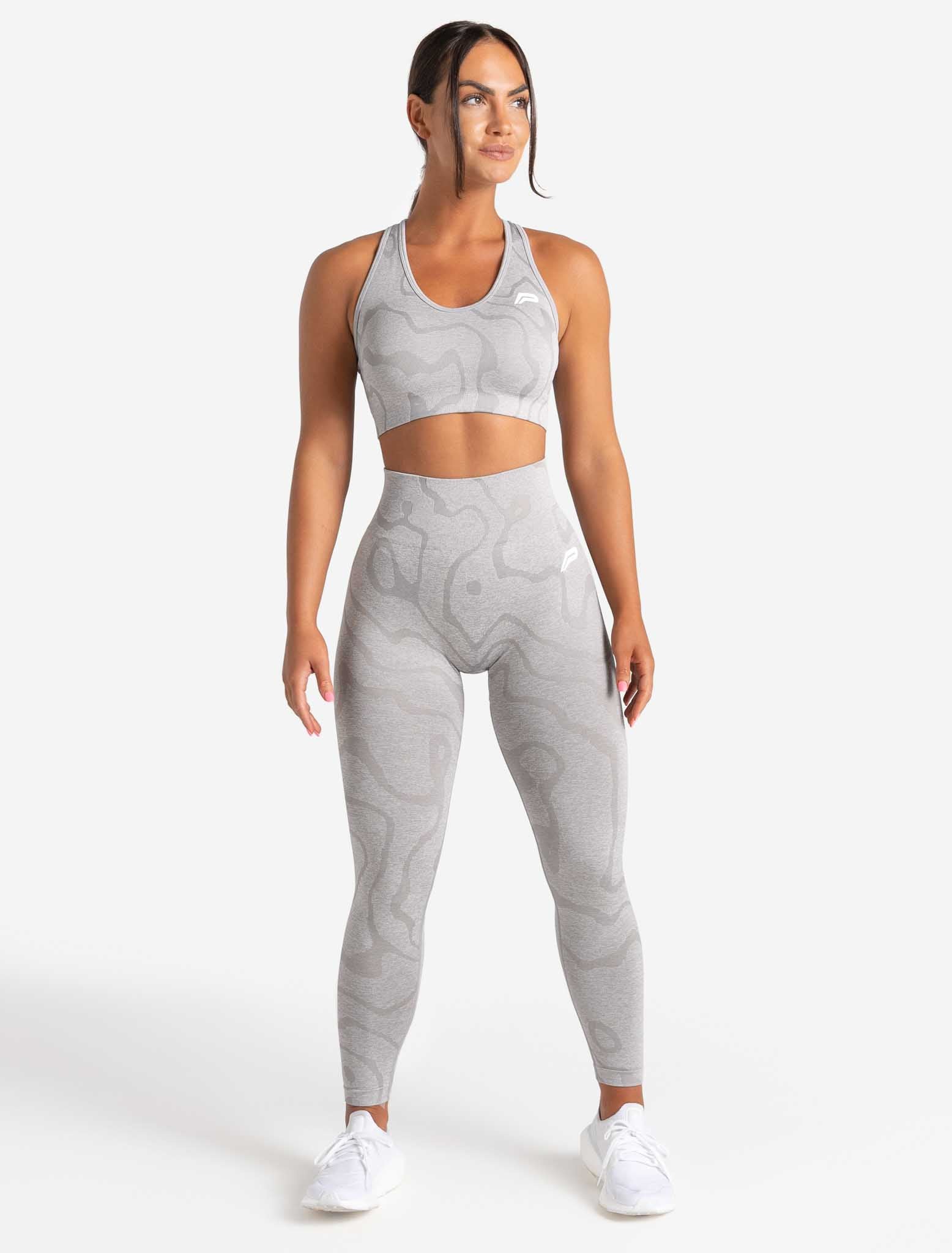 Sustainable Seamless Sports Bra - Cloud Grey - Image 6