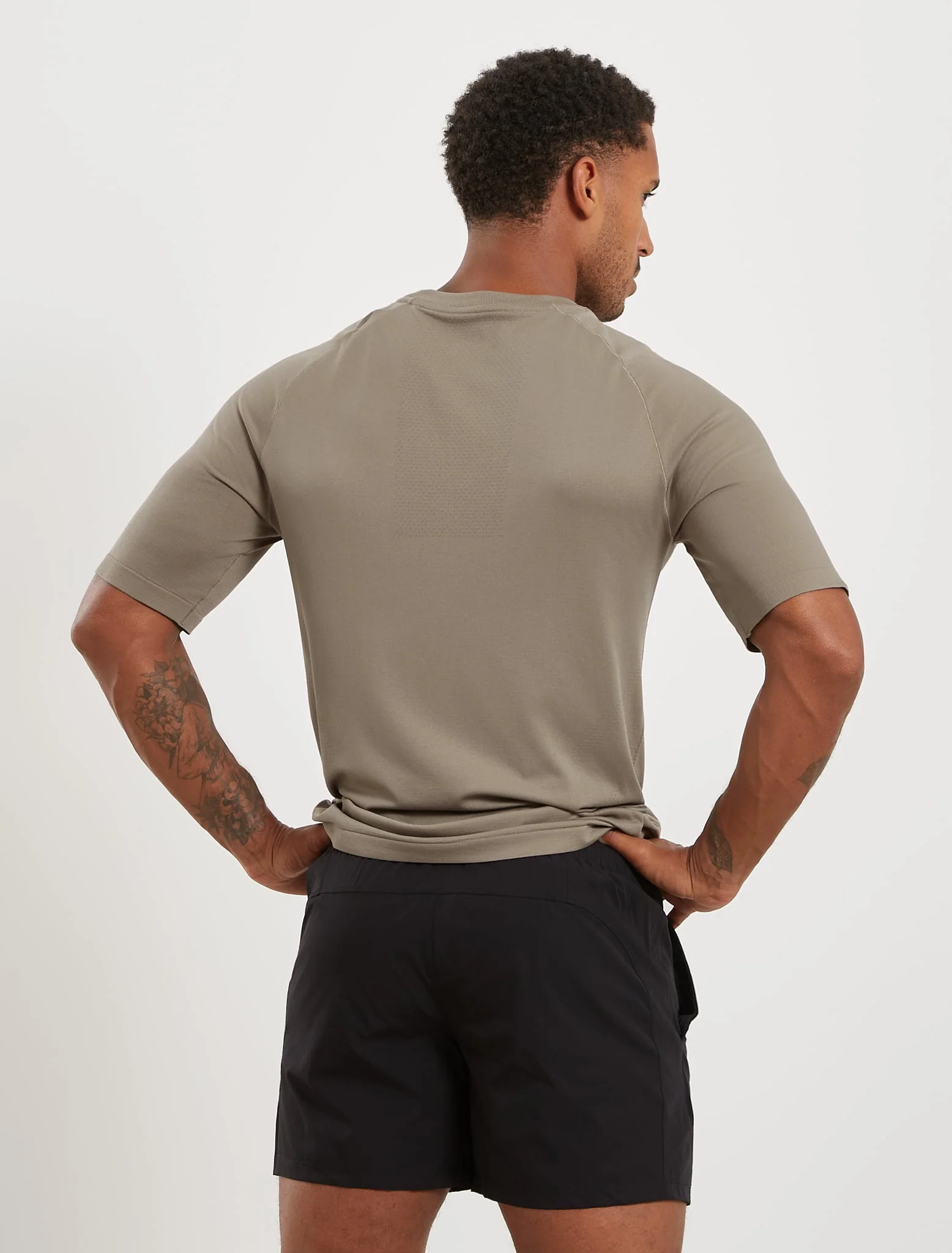 Training Seamless T-Shirt - Stone Grey - Image 2